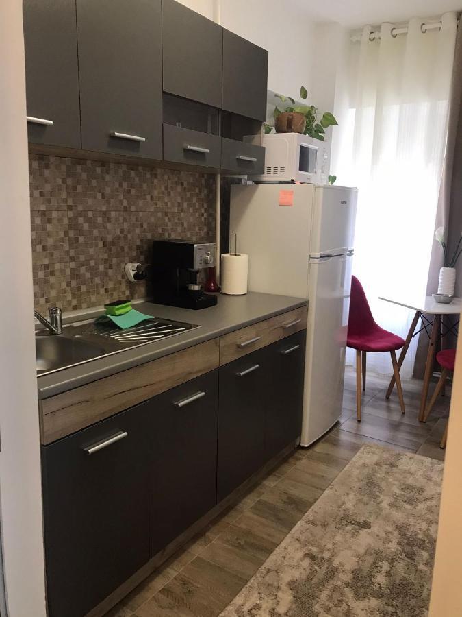 Soft Apartments Galaţi Екстериор снимка