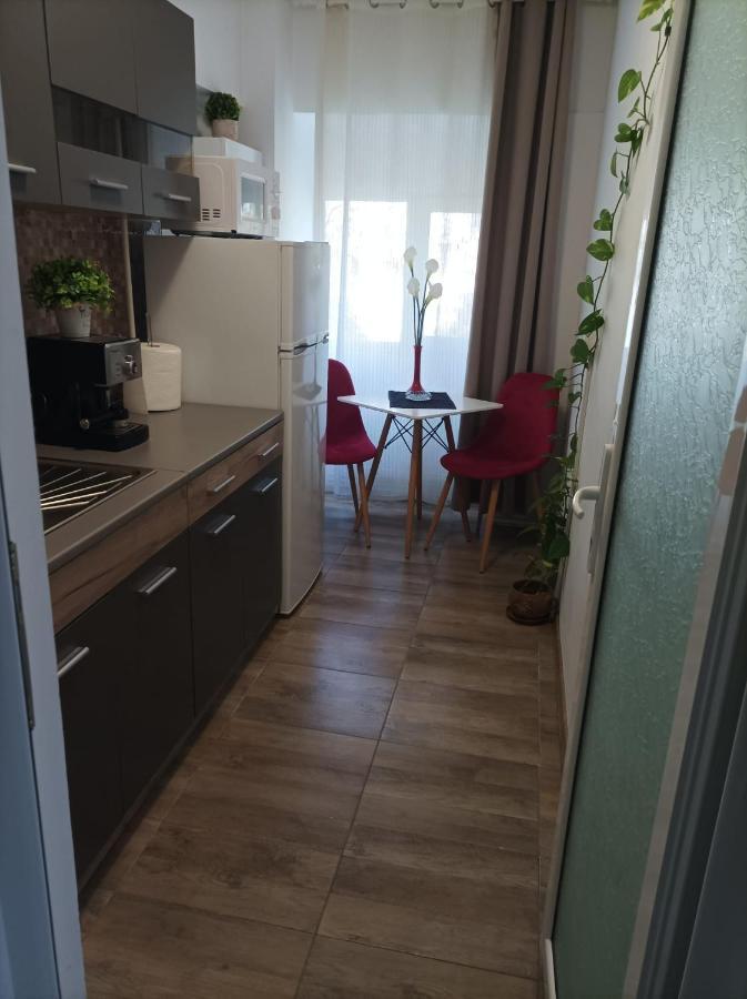 Soft Apartments Galaţi Екстериор снимка